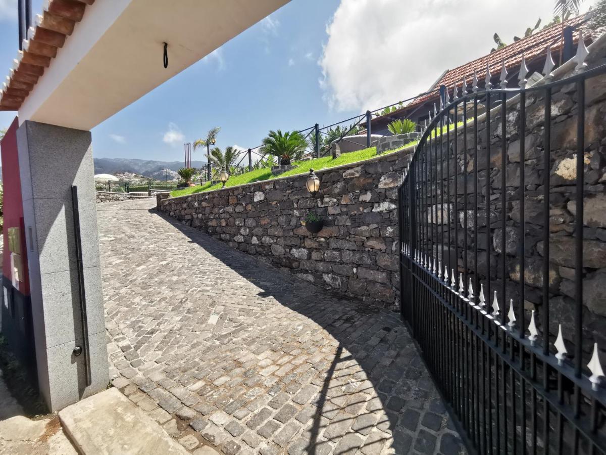 Villa Nova Madeira In Funchal Casa A And B Buitenkant foto